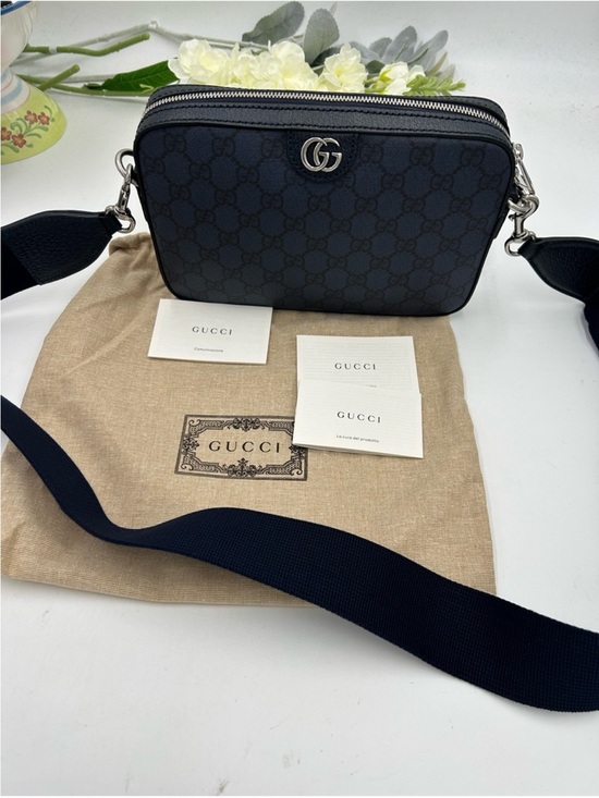Gucci Handbags - Unisex Gucci black/Navy GG Ophelia Supreme Camera Bag